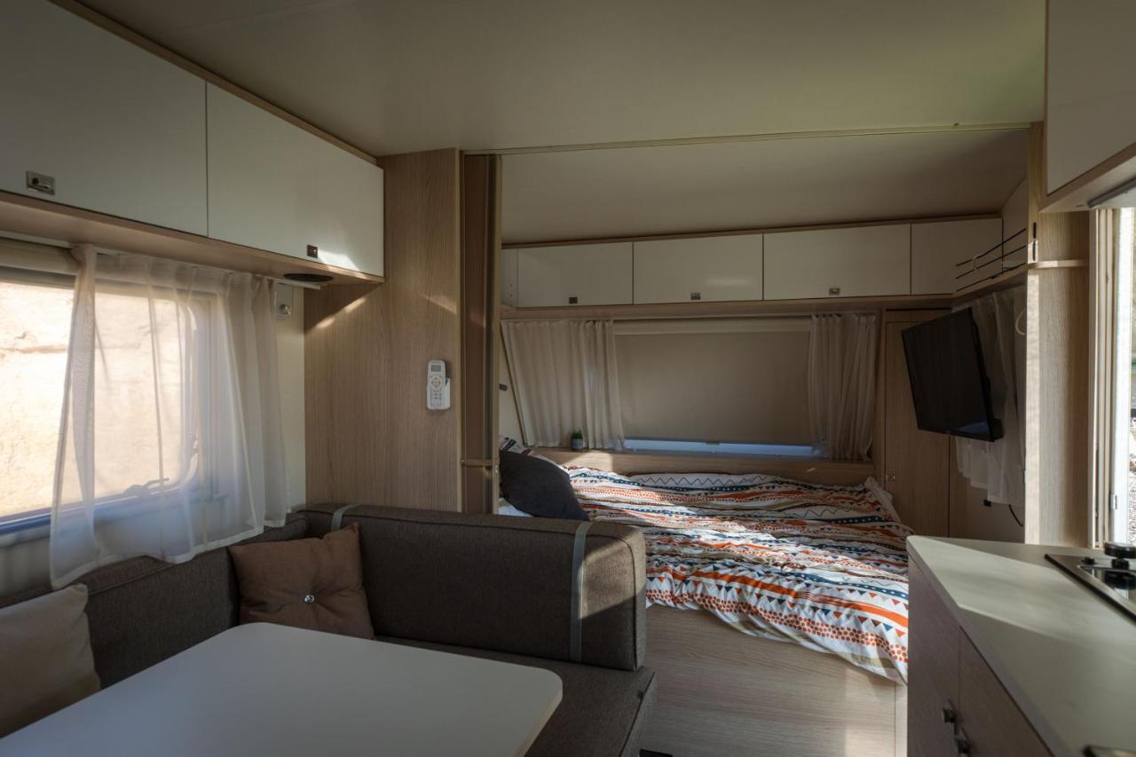 Itav Bateva Caravans - ייטב בטבע קרוואנים Mitzpe Ramon Exterior foto